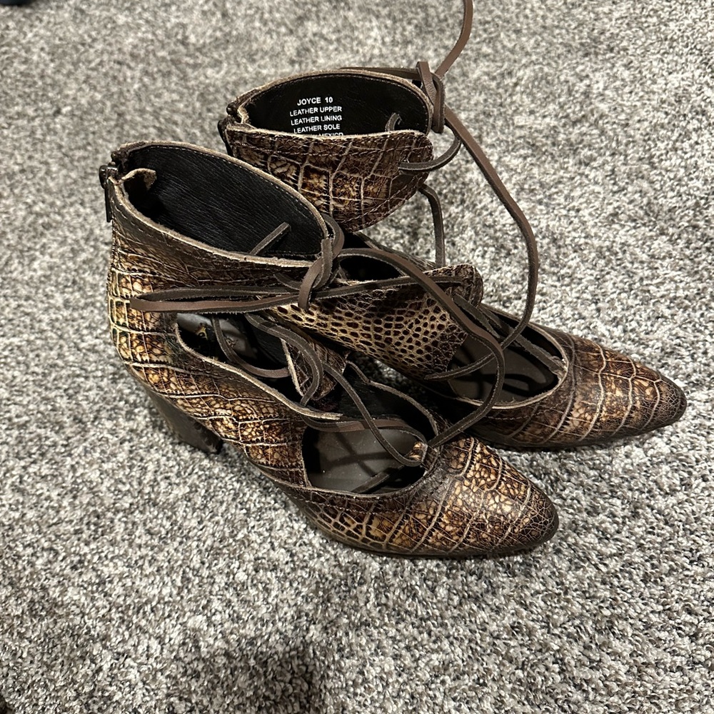 Freebird by Steven Joyce Heel